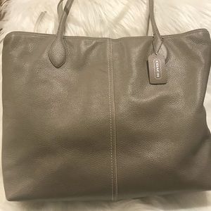 Coach tote